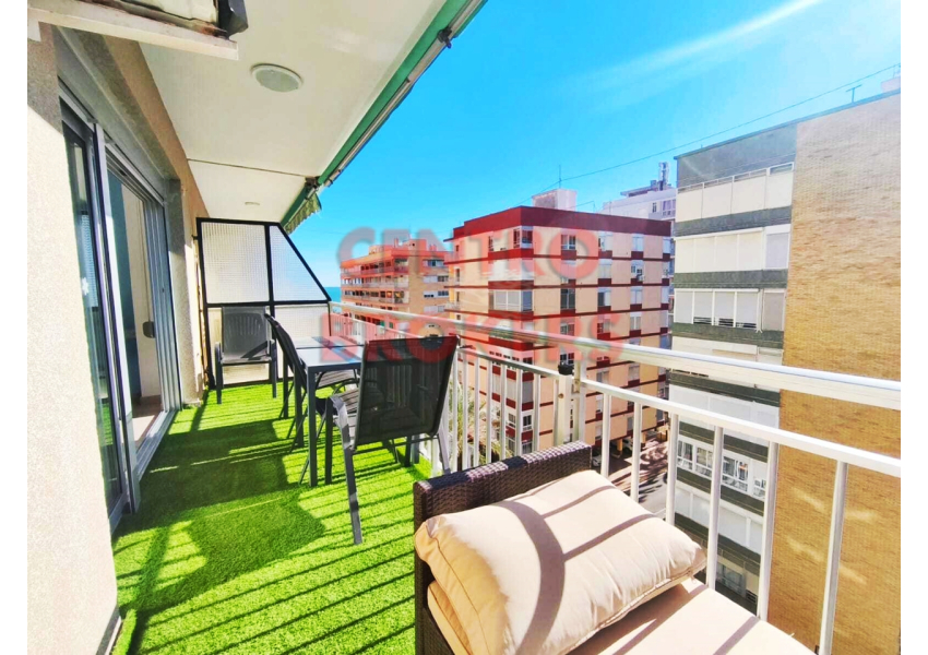 Apartament z 3 sypialniami  100m od plaży z widokiem na morze w Cullera, Walencja
